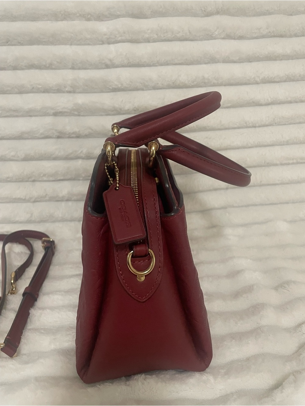 Coach Red Embossed Leather Satchel with Gold Hardware - Picture 5 of 7
